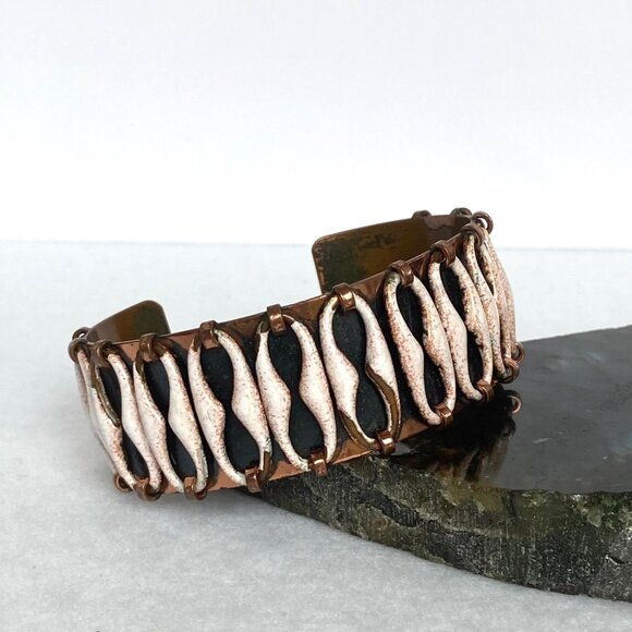 Vintage Matisse-Renoir Copper Anodized “Espana” Wide Cuff Bracelet 6.5" - Picture 3 of 16